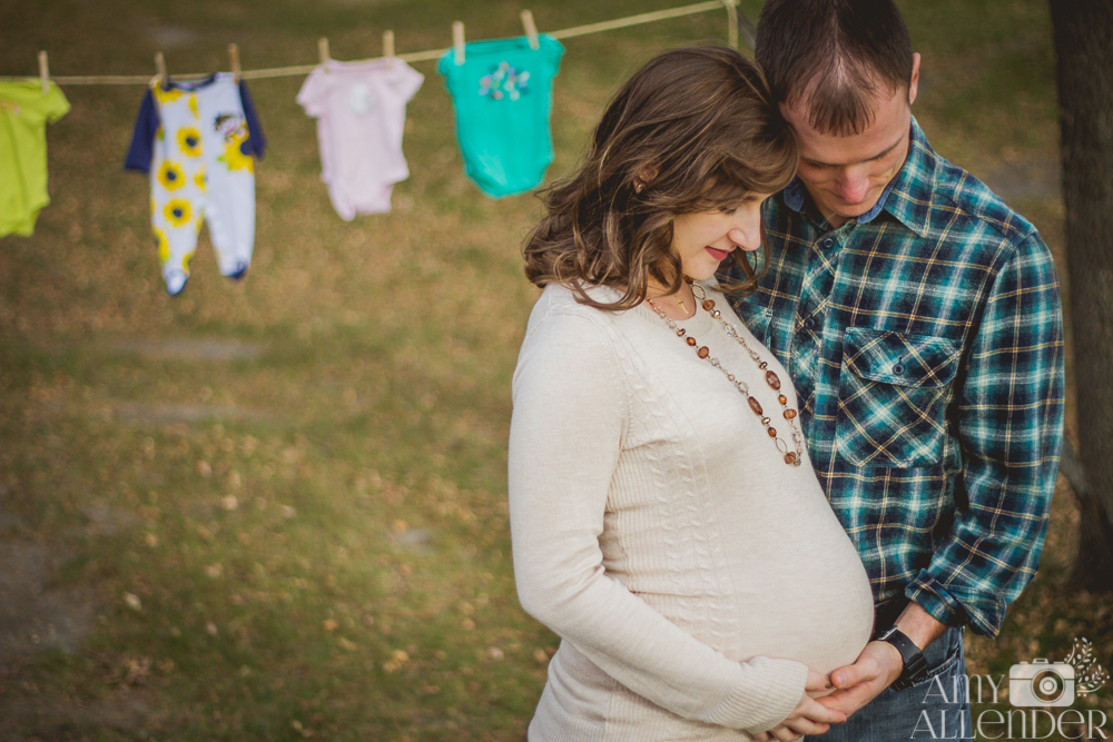 Clothes line maternity photos